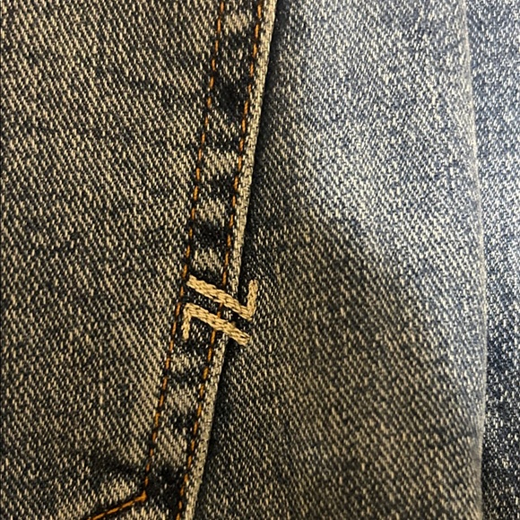 Women's American Eagle 77 Blue Flared Jeans - Picture 5 of 9